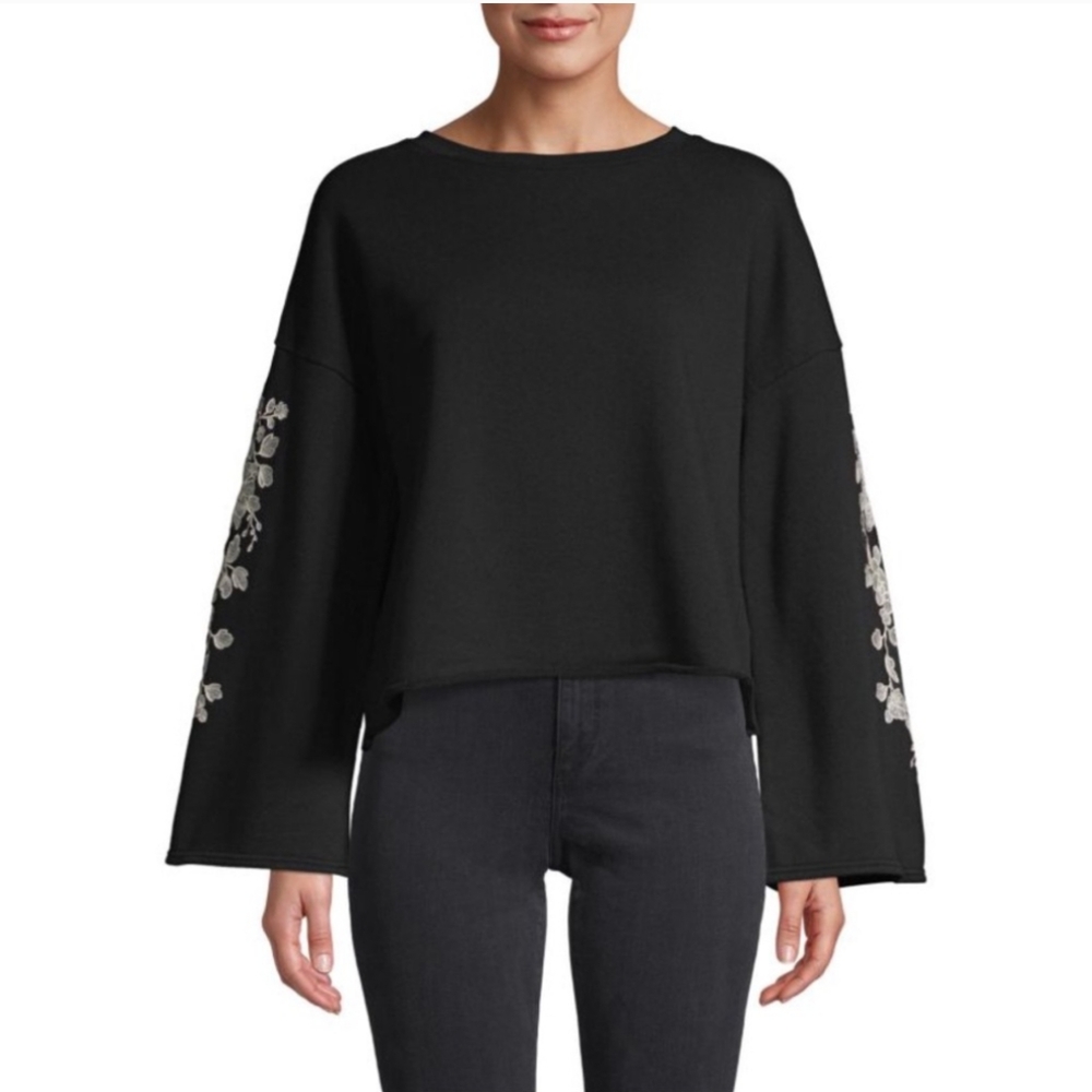 Driftwood crop floral embroidered bell sleeve crew neck‎ sweater size sm